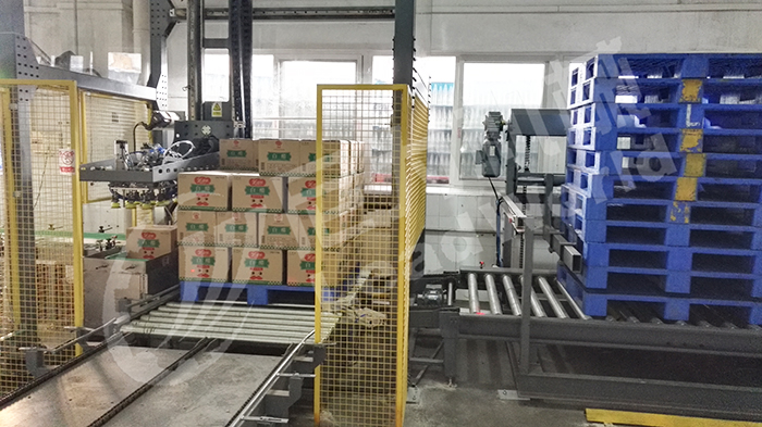 尼為機械伺服碼垛機